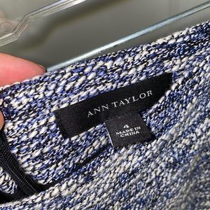 Ann Taylor - Woven Skirt - Size 4